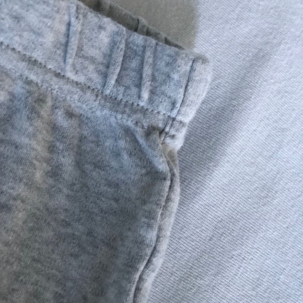 Sweat pants - Picture 2 of 2